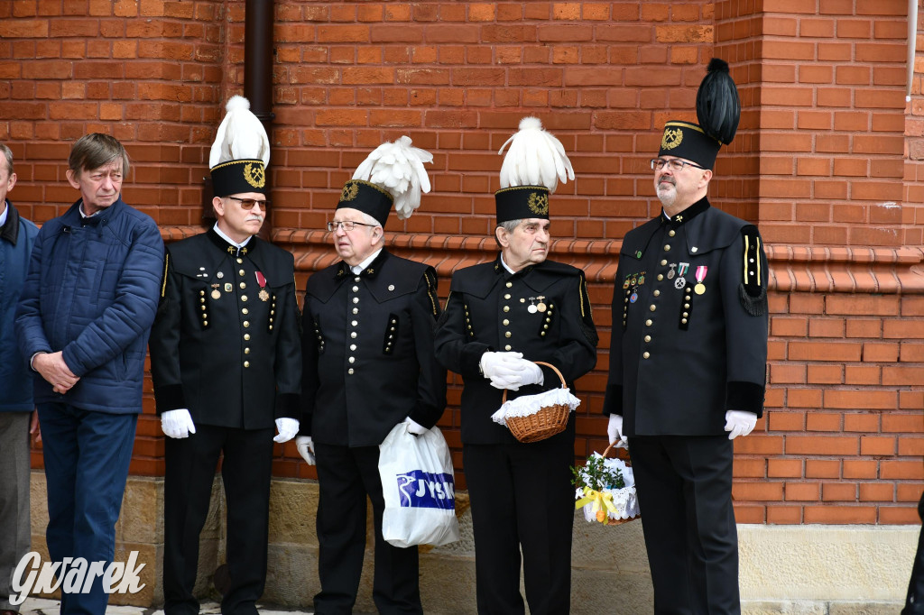 Radzionków. Wielkanocna tradycja w stroju regionalnym