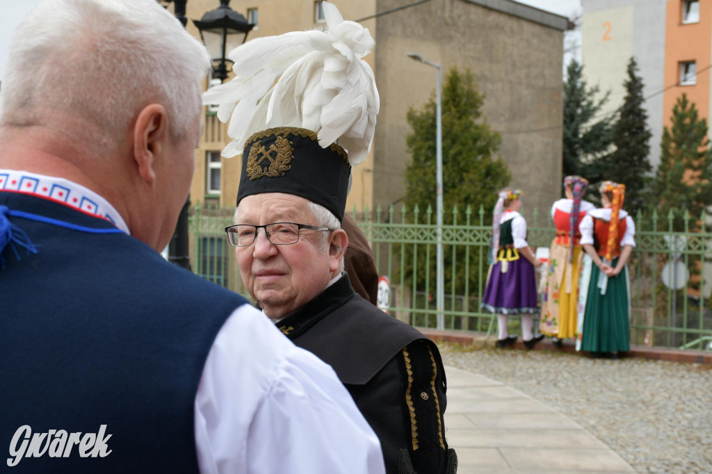 Radzionków. Wielkanocna tradycja w stroju regionalnym