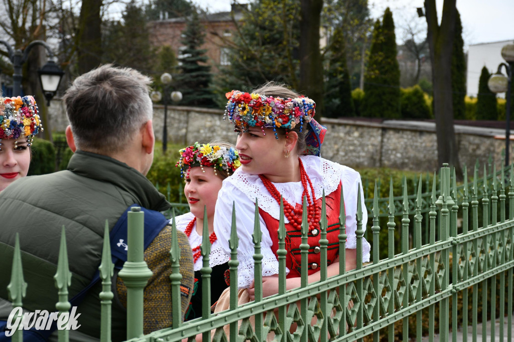 Radzionków. Wielkanocna tradycja w stroju regionalnym