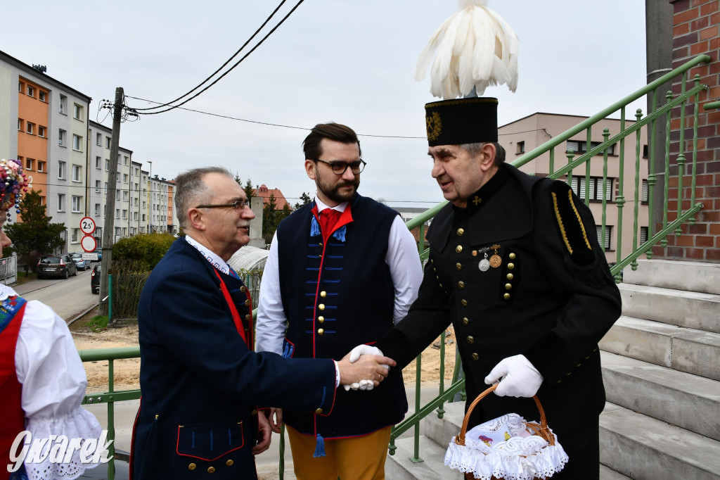 Radzionków. Wielkanocna tradycja w stroju regionalnym
