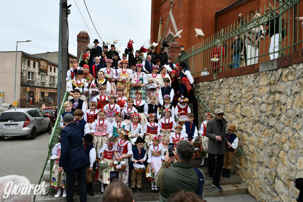 Radzionków. Wielkanocna tradycja w stroju regionalnym