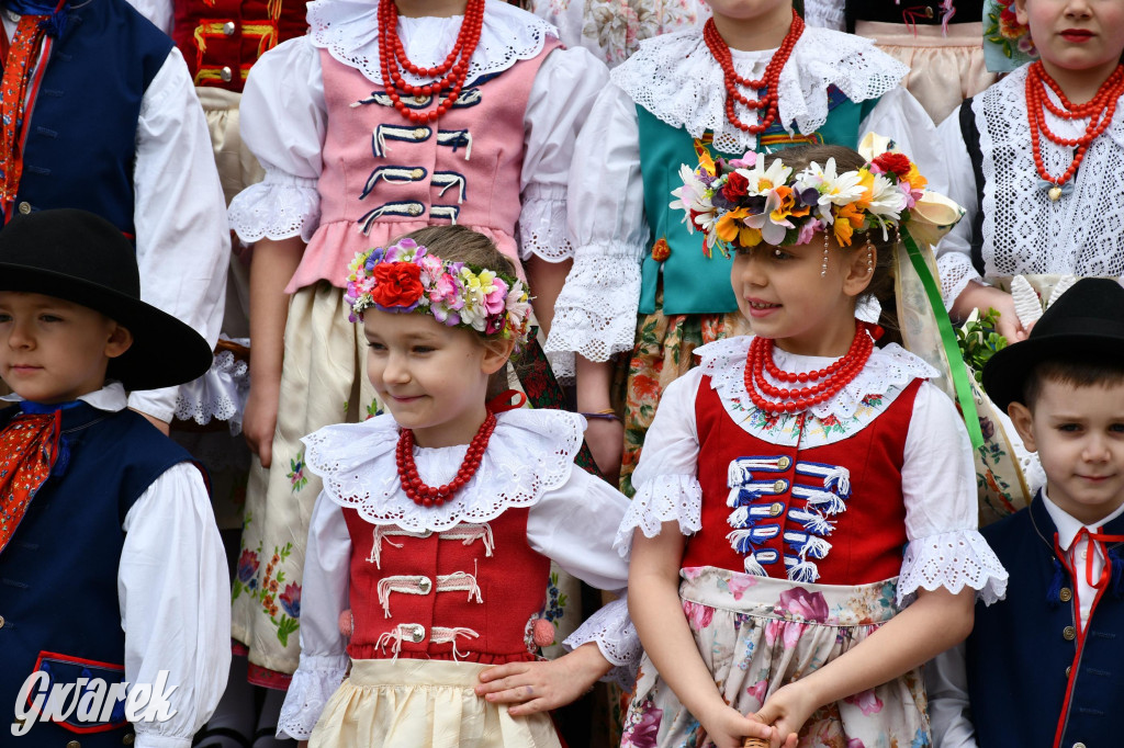 Radzionków. Wielkanocna tradycja w stroju regionalnym