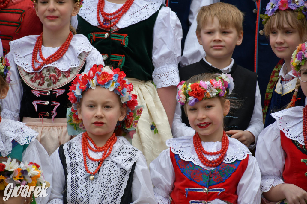 Radzionków. Wielkanocna tradycja w stroju regionalnym
