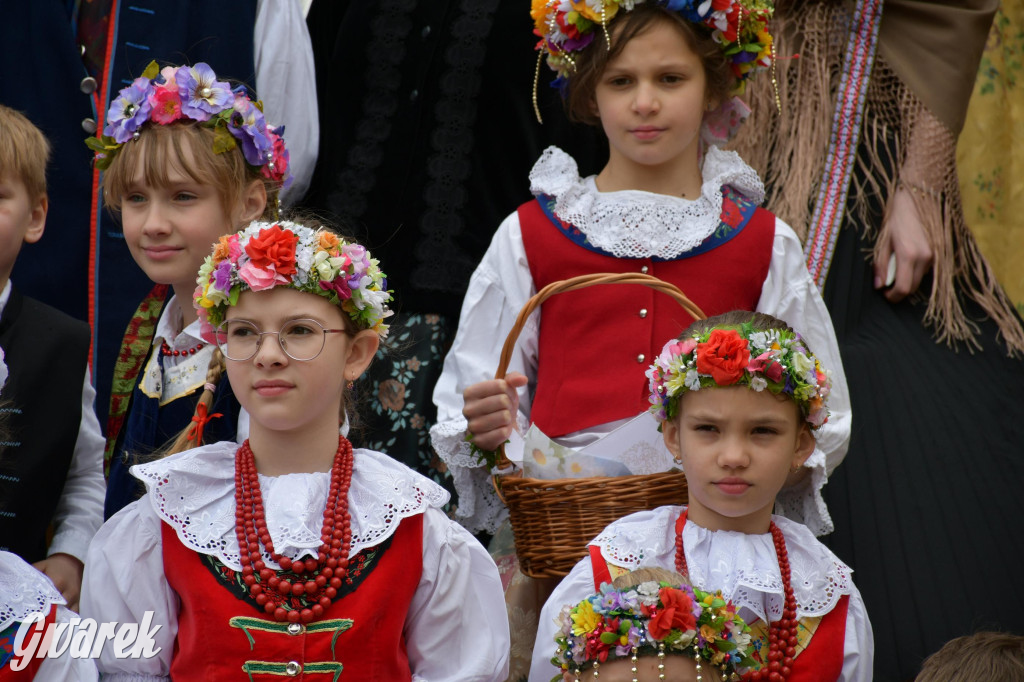 Radzionków. Wielkanocna tradycja w stroju regionalnym