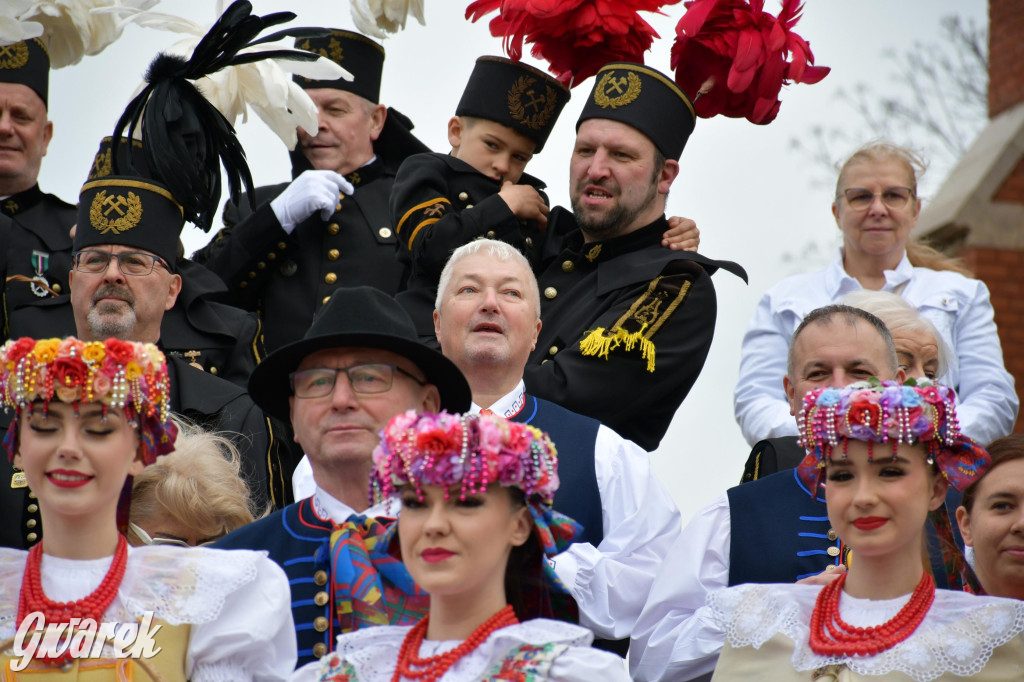 Radzionków. Wielkanocna tradycja w stroju regionalnym