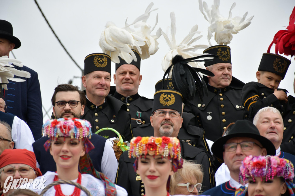 Radzionków. Wielkanocna tradycja w stroju regionalnym