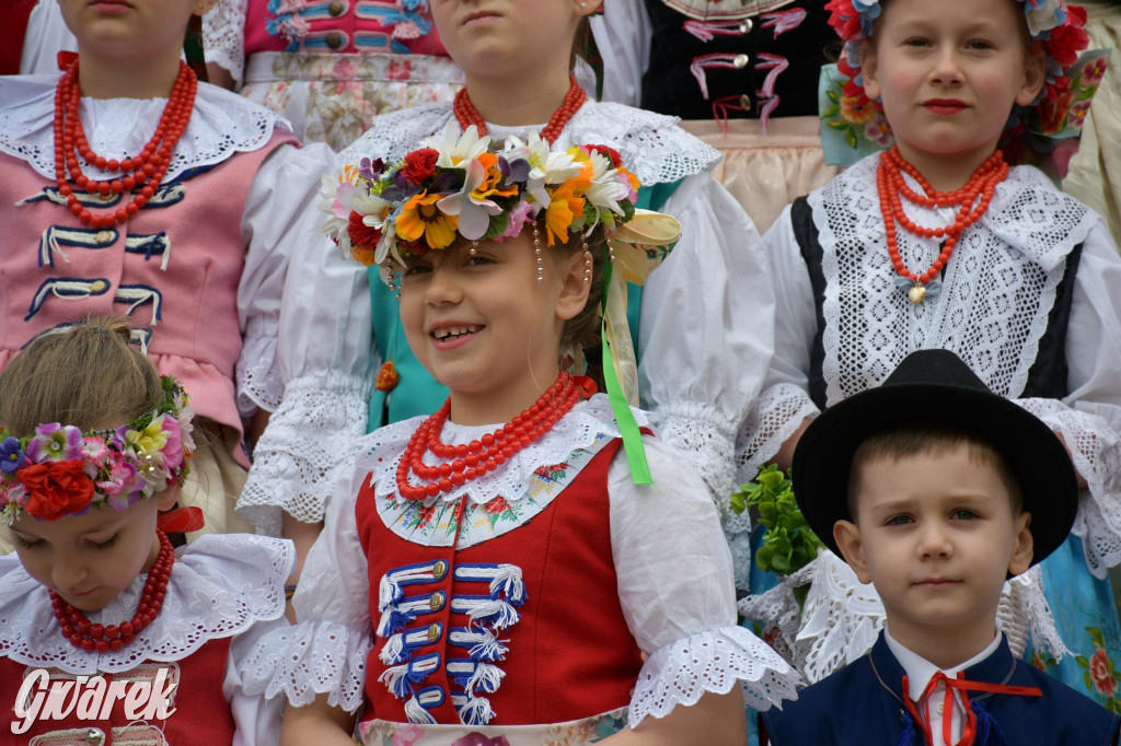Radzionków. Wielkanocna tradycja w stroju regionalnym