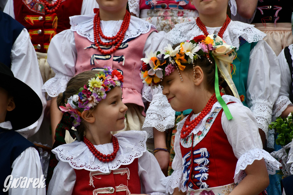 Radzionków. Wielkanocna tradycja w stroju regionalnym