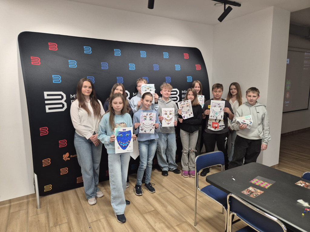 Radzionków. Presja rówieśników i dwie uczennice w akcji