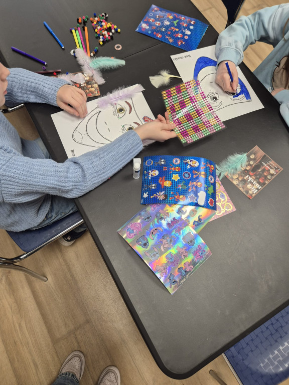 Radzionków. Presja rówieśników i dwie uczennice w akcji