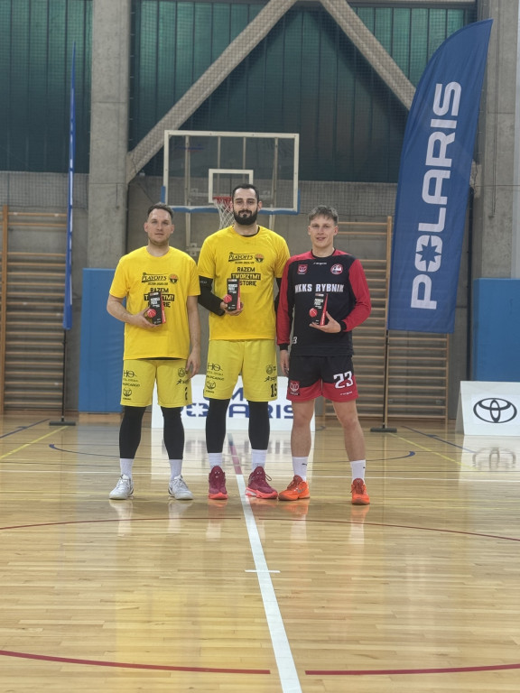 Brawa dla naszych koszykarzy. Mają awans!