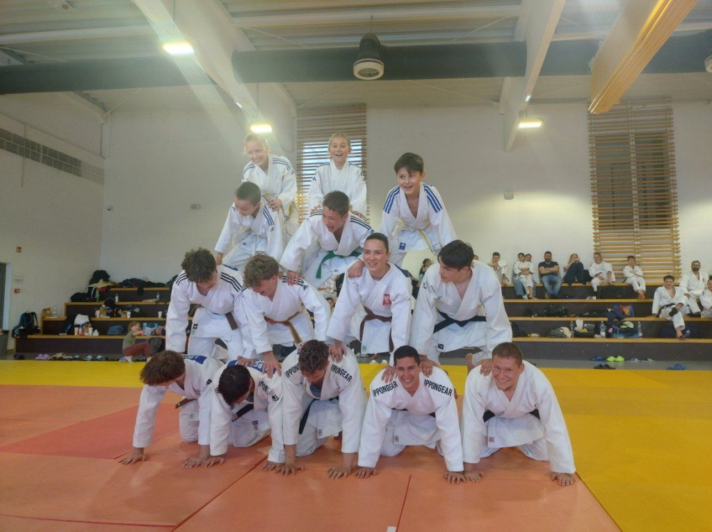 Dwójka Tarnowskie Góry z medalami na Węgrzech