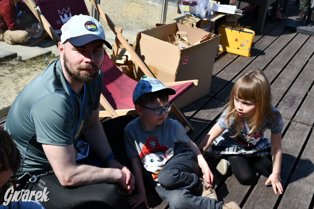 Biegi i podchody z psami nad Zalewem Nakło-Chechło