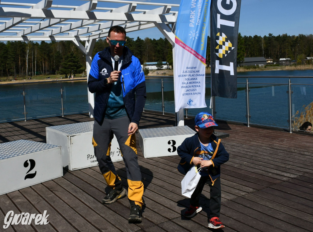 Biegi i podchody z psami nad Zalewem Nakło-Chechło