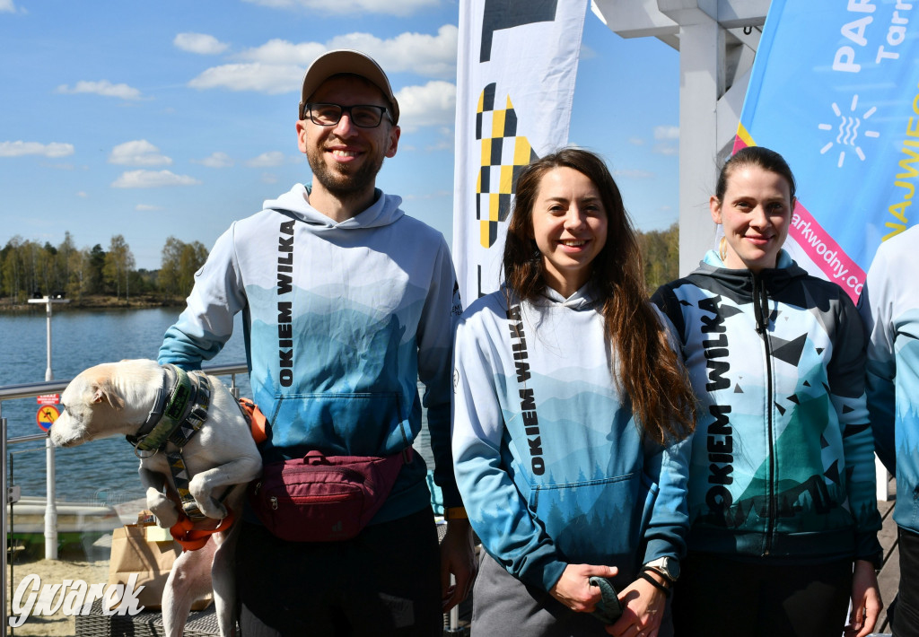 Biegi i podchody z psami nad Zalewem Nakło-Chechło