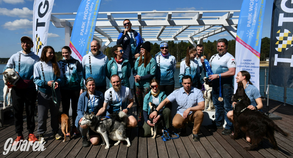 Biegi i podchody z psami nad Zalewem Nakło-Chechło