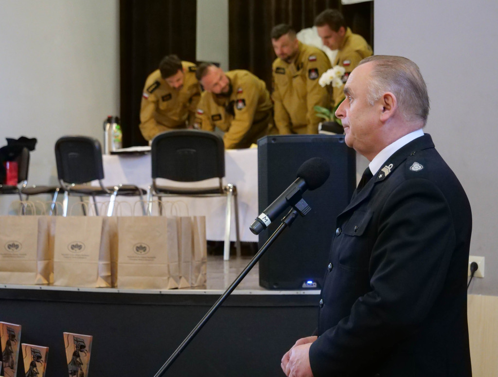 Trofea dla najlepszych druhen i druhów wręczone