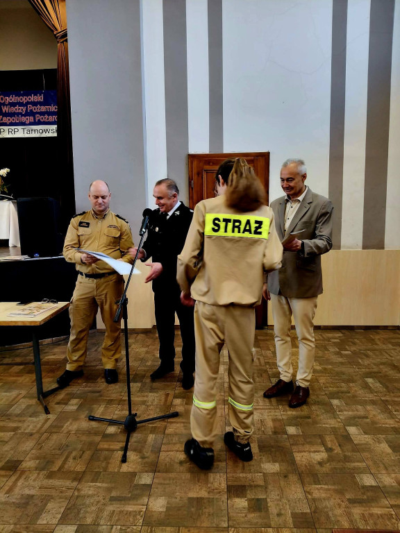 Trofea dla najlepszych druhen i druhów wręczone