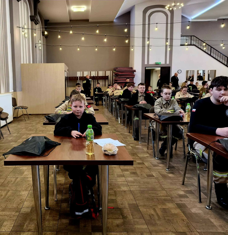 Trofea dla najlepszych druhen i druhów wręczone