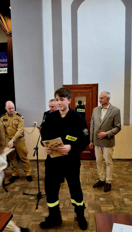 Trofea dla najlepszych druhen i druhów wręczone
