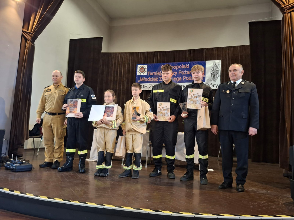 Trofea dla najlepszych druhen i druhów wręczone