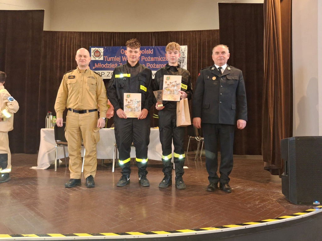Trofea dla najlepszych druhen i druhów wręczone