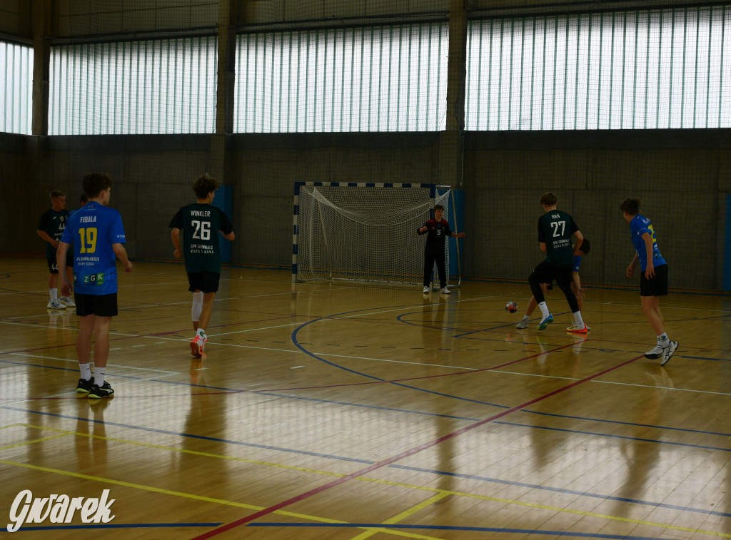 Sportowe święto w hali sportowej. Ciąg dalszy w środę