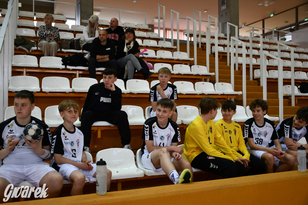 Sportowe święto w hali sportowej. Ciąg dalszy w środę