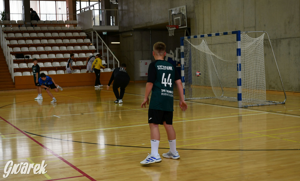 Sportowe święto w hali sportowej. Ciąg dalszy w środę