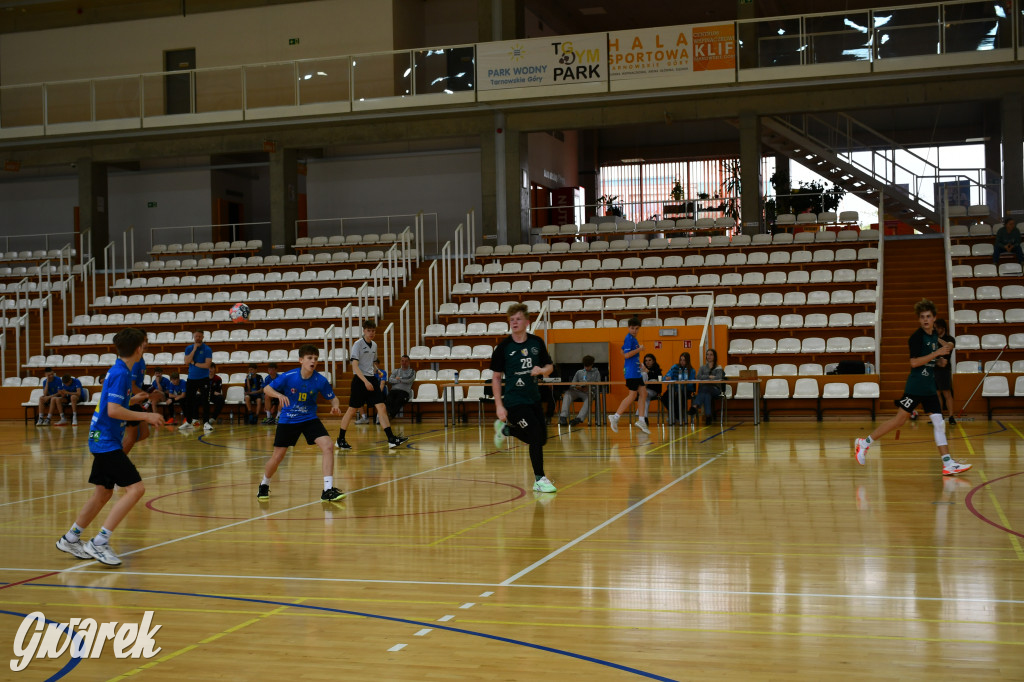 Sportowe święto w hali sportowej. Ciąg dalszy w środę