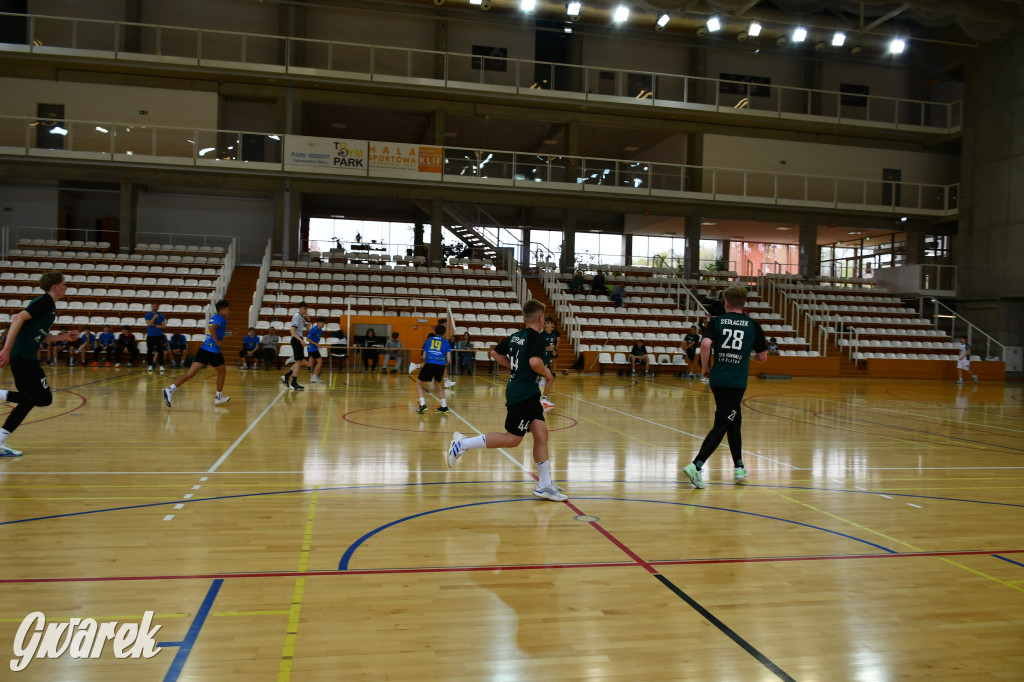 Sportowe święto w hali sportowej. Ciąg dalszy w środę