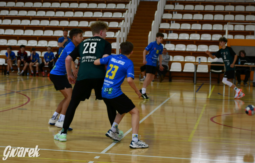 Sportowe święto w hali sportowej. Ciąg dalszy w środę