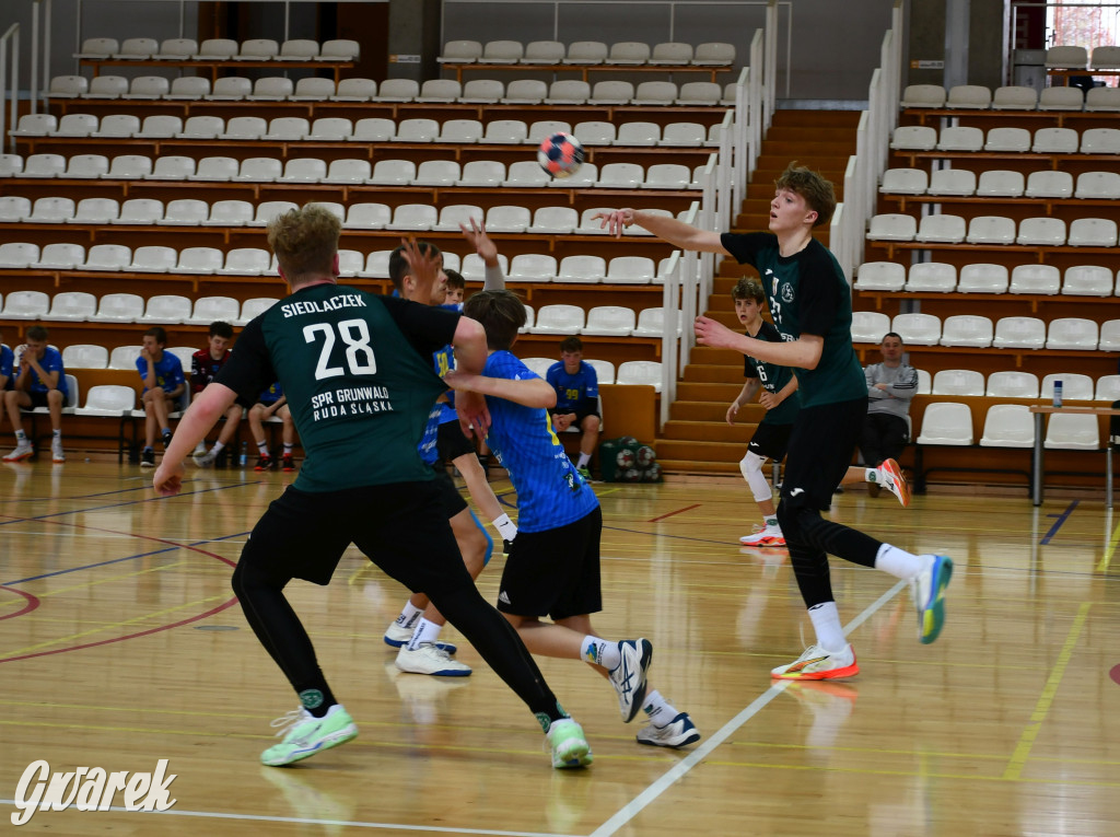 Sportowe święto w hali sportowej. Ciąg dalszy w środę