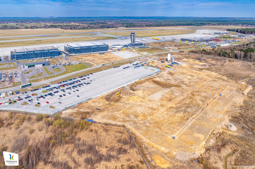 Lotnisko w Pyrzowicach. Ruszył drugi etap budowy