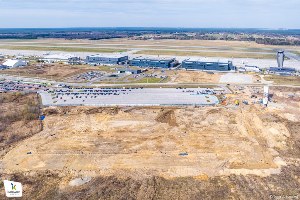 Lotnisko w Pyrzowicach. Ruszył drugi etap budowy