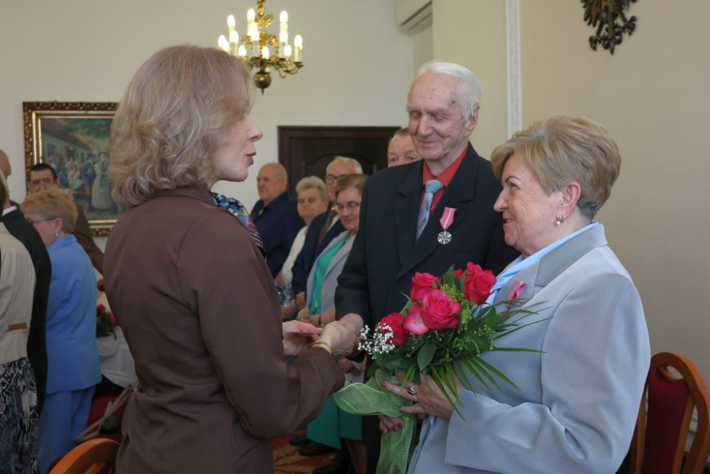 Żelazne, diamentowe i złote pary