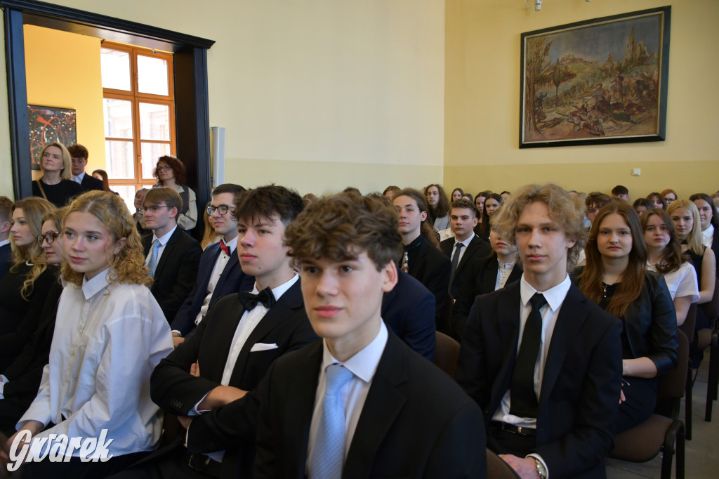 Tarnowskie Góry. Staszic, maturzyści i ranga wojewódzka