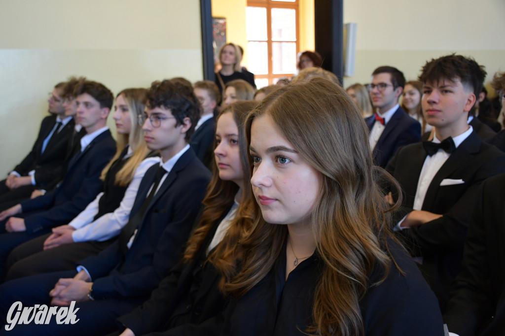 Tarnowskie Góry. Staszic, maturzyści i ranga wojewódzka