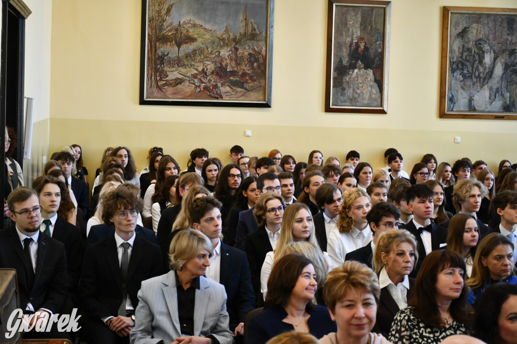 Tarnowskie Góry. Staszic, maturzyści i ranga wojewódzka