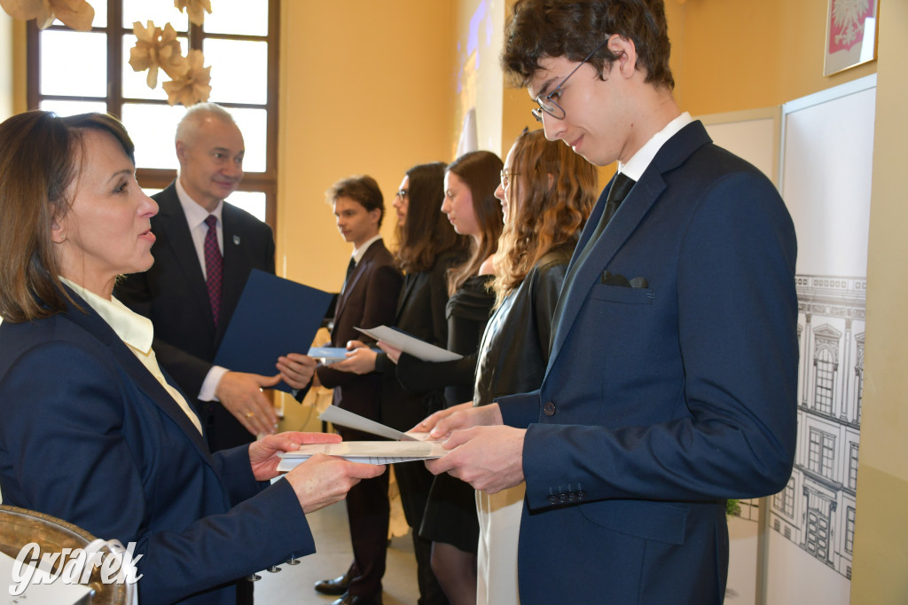 Tarnowskie Góry. Staszic, maturzyści i ranga wojewódzka