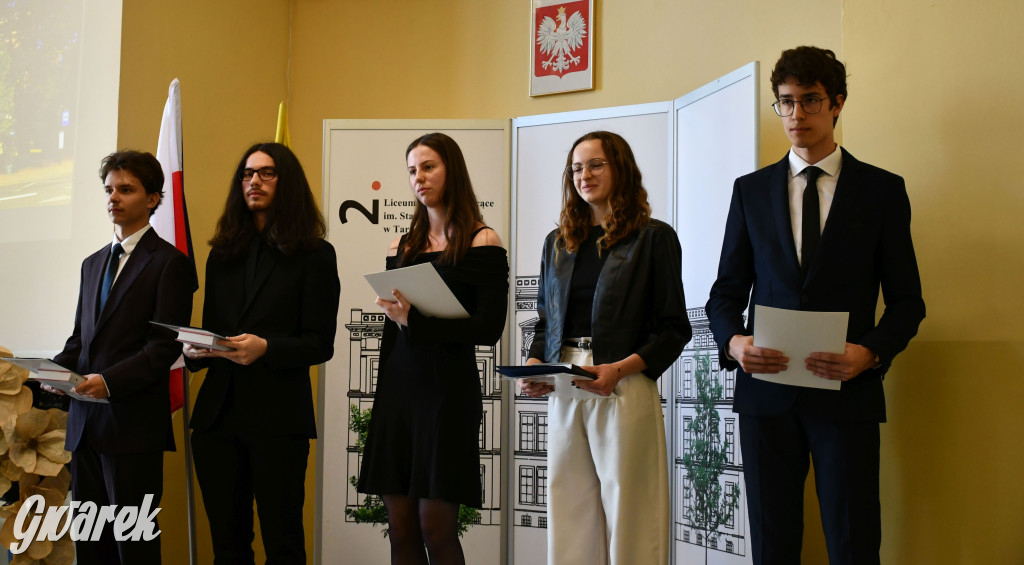 Tarnowskie Góry. Staszic, maturzyści i ranga wojewódzka