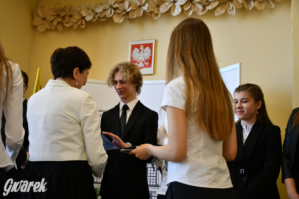 Tarnowskie Góry. Staszic, maturzyści i ranga wojewódzka