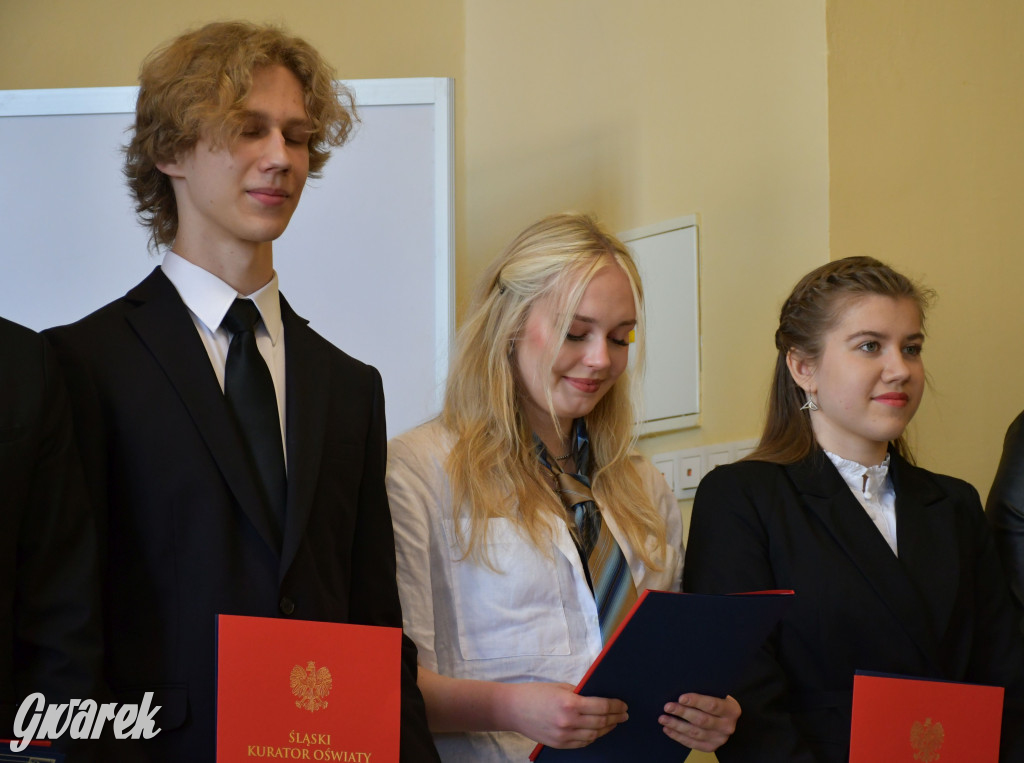 Tarnowskie Góry. Staszic, maturzyści i ranga wojewódzka