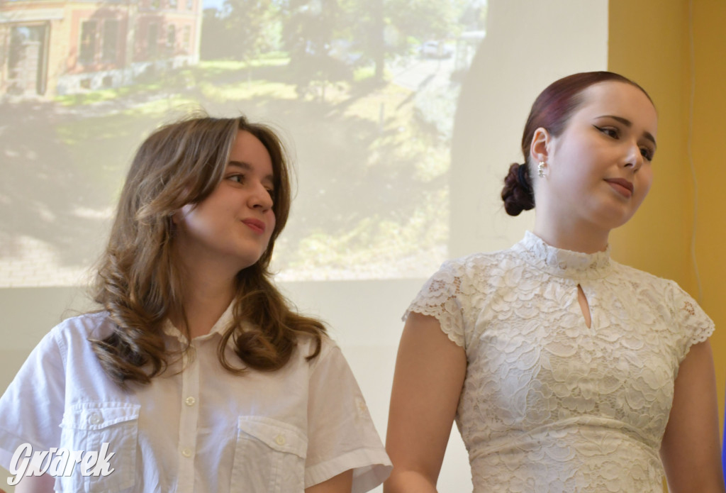 Tarnowskie Góry. Staszic, maturzyści i ranga wojewódzka