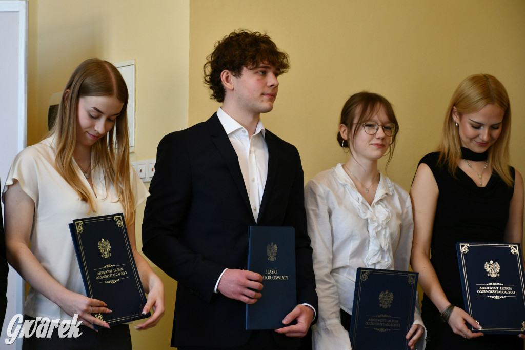 Tarnowskie Góry. Staszic, maturzyści i ranga wojewódzka