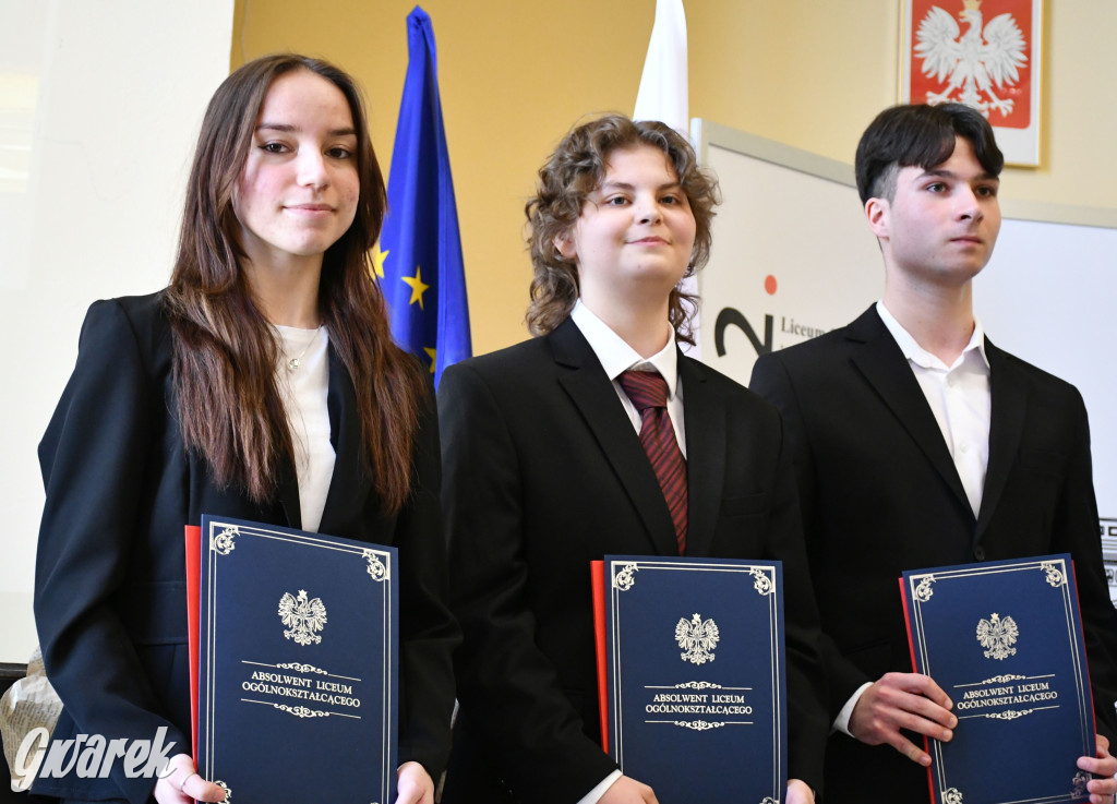 Tarnowskie Góry. Staszic, maturzyści i ranga wojewódzka