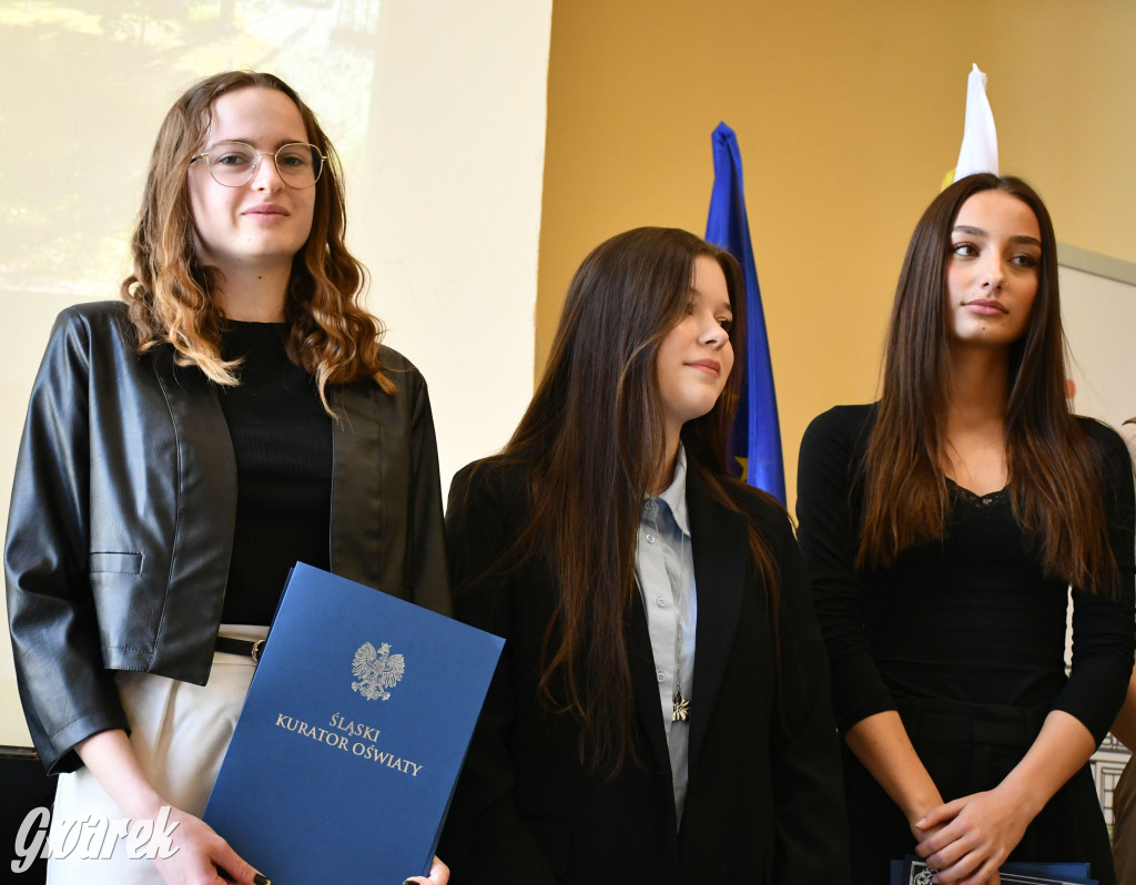 Tarnowskie Góry. Staszic, maturzyści i ranga wojewódzka