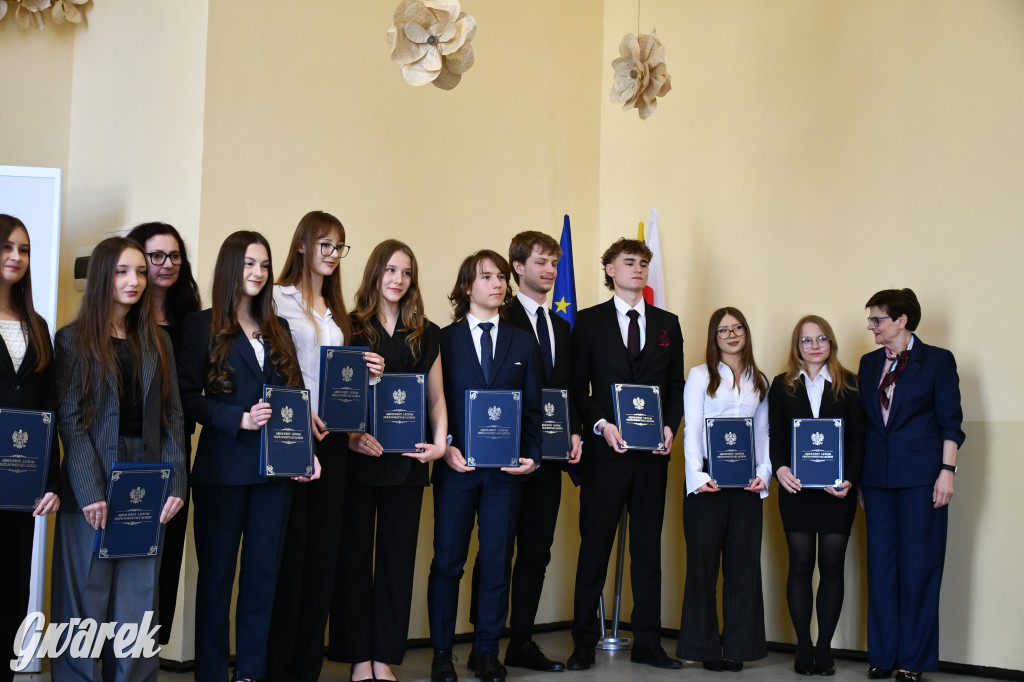 Tarnowskie Góry. Staszic, maturzyści i ranga wojewódzka