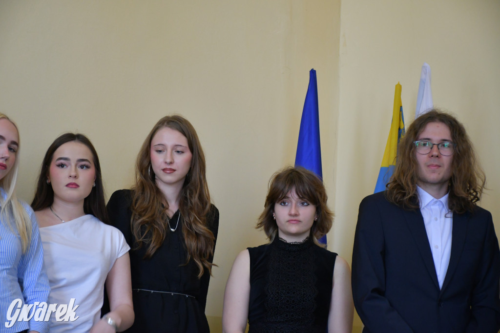 Tarnowskie Góry. Staszic, maturzyści i ranga wojewódzka