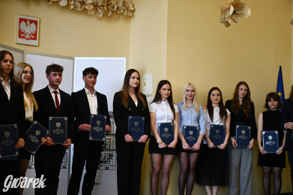 Tarnowskie Góry. Staszic, maturzyści i ranga wojewódzka